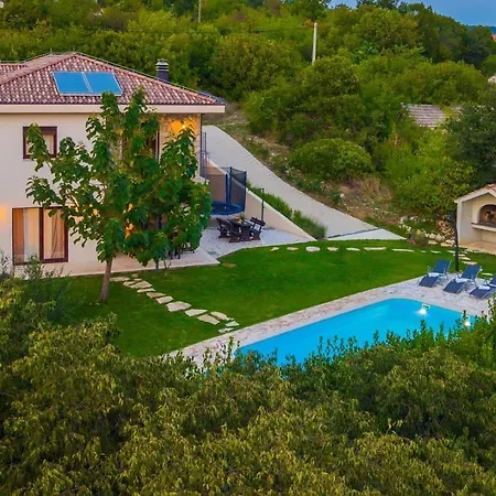 ヴィラ Kolovrat In Imotski, Private Pool イモツキ