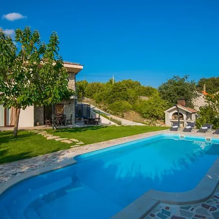 Kolovrat In Imotski, Private Pool * イモツキ